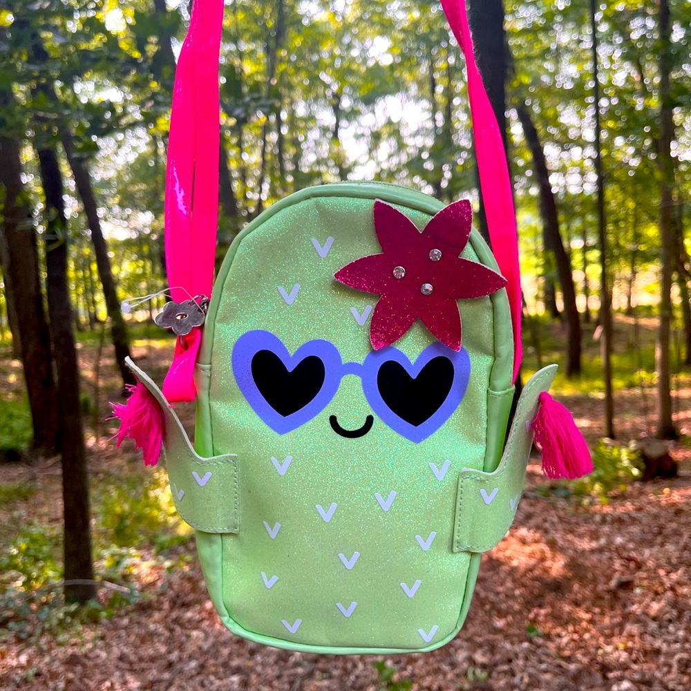Limited Too Sparkle Cactus Purse 🌵 💖
